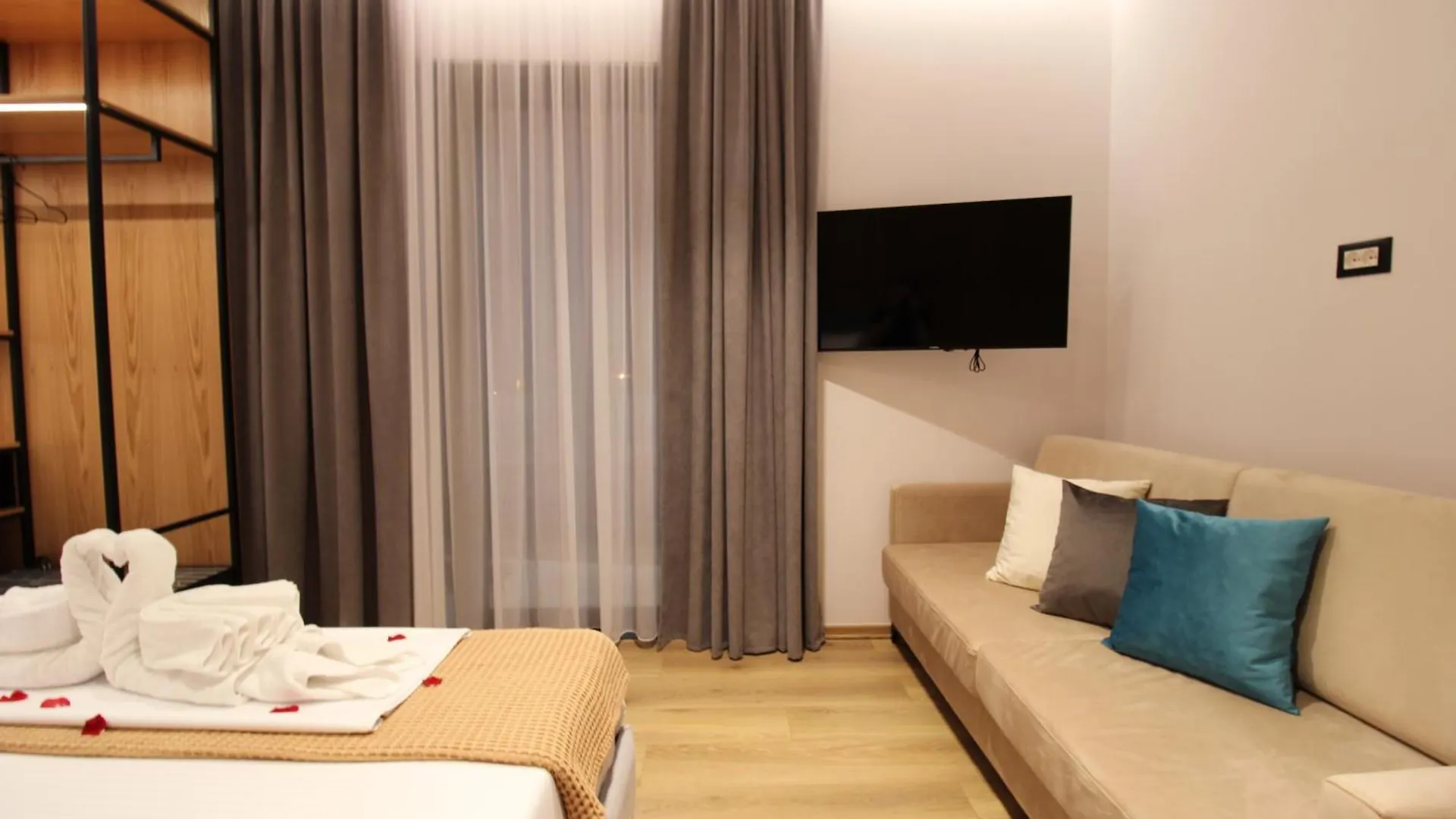 Ionian'S Breeze Hotel Ksamil