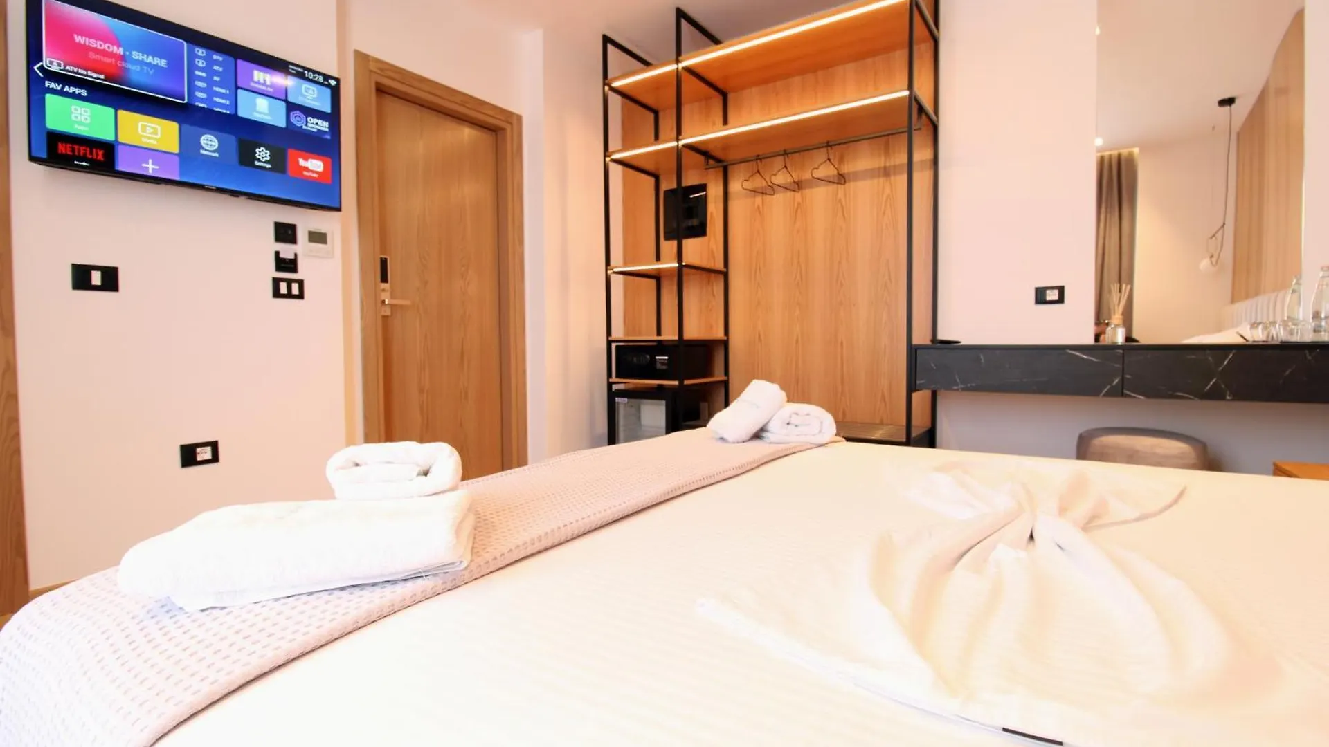 Ionian'S Breeze Hotel Ksamil